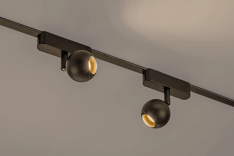 LiTrack Spot07W – LED спот за шинопровод в черно/бяло, Ø60мм, 5W, 3000K