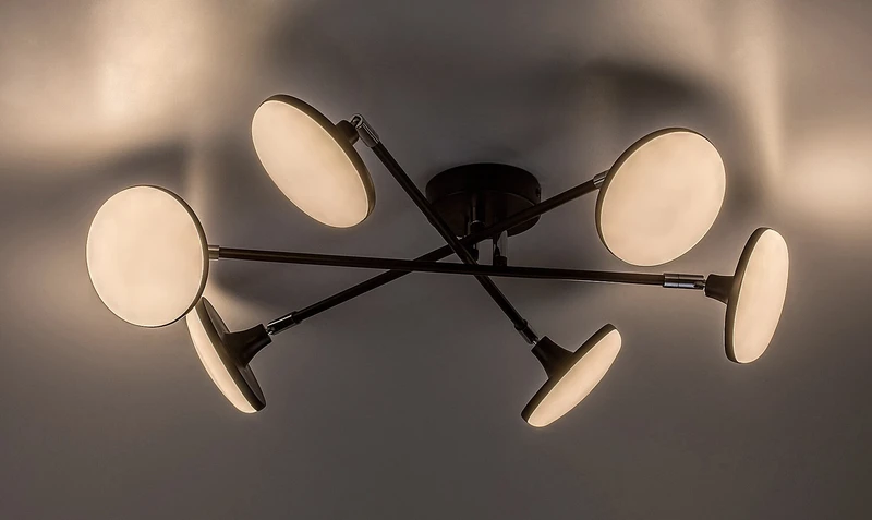 Madi – LED плафон в черен мат с бели плафони, Ø570мм, 24W, 3000K