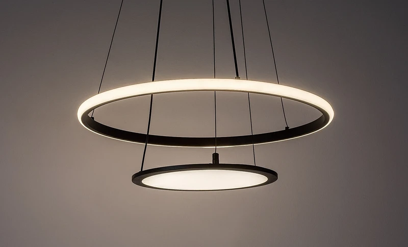 Jasero – LED пендел с регулируема светлина в черно/бяло, Ø510мм, 42W, 3000-6500K