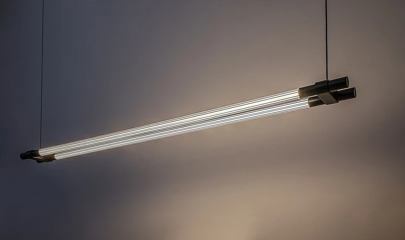Nivaro – LED пендел в черно с бял акрил, 1200мм, 28W, 3000K