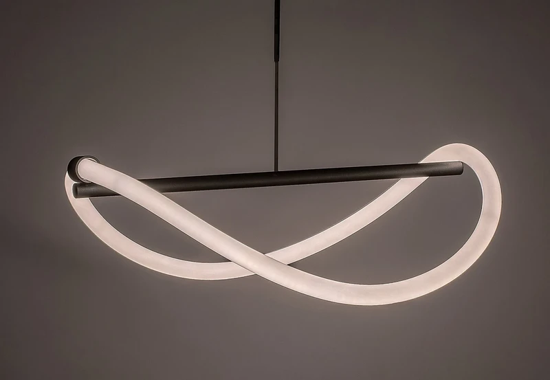 Serena – LED пендел в черно с бял акрилен абажур, Ø450мм, 15W, 4000K
