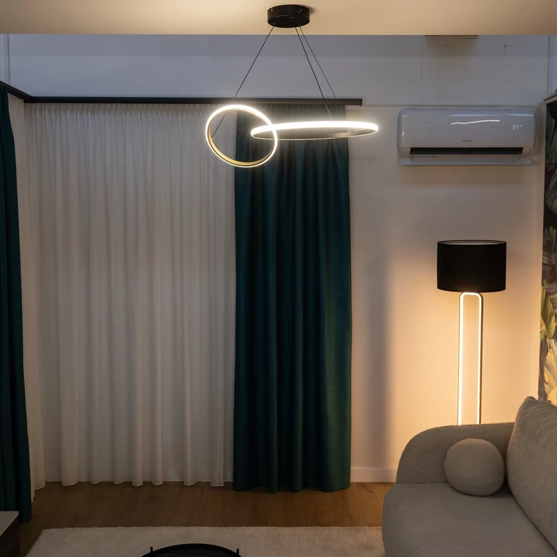Emilion – LED пендел в черно/златно с бял силиконов абажур, Ø620мм, 36W, 4000K