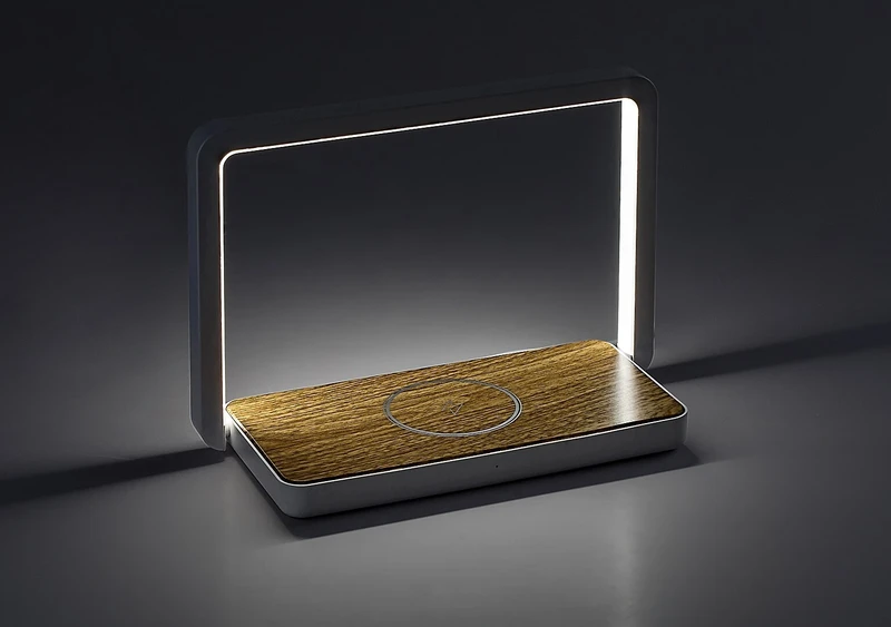 Buldus – LED настолна лампа в дъб/бяло мат, 210×145мм, 4W, 3000K, димируема