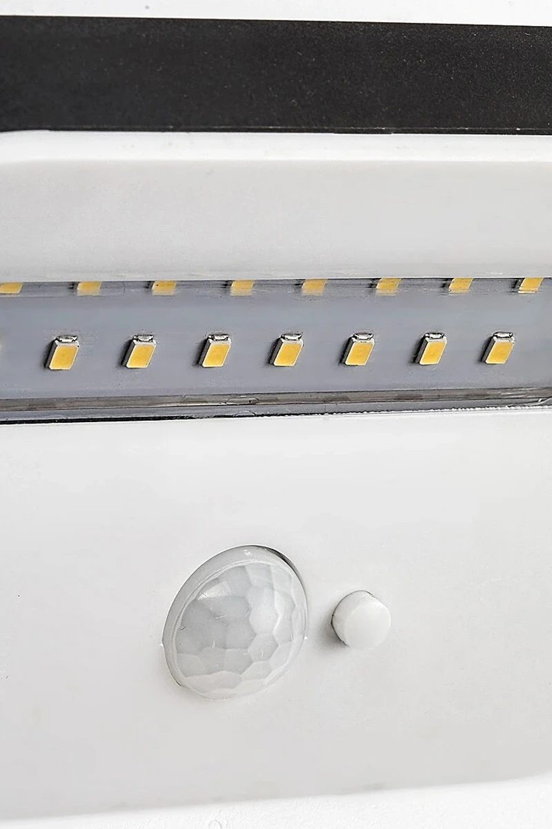 Brezno – соларна LED лампа за стена в черно/бяло, 160мм, 3.2W, 4000K, IP44