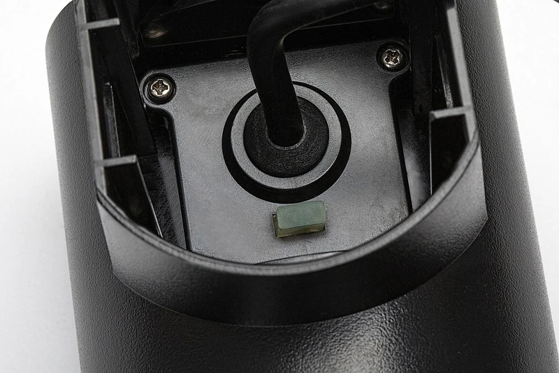 Urfa – LED външна стенна лампа в черно/бяло, Ø75мм, 9W, 2700-6500K, IP65