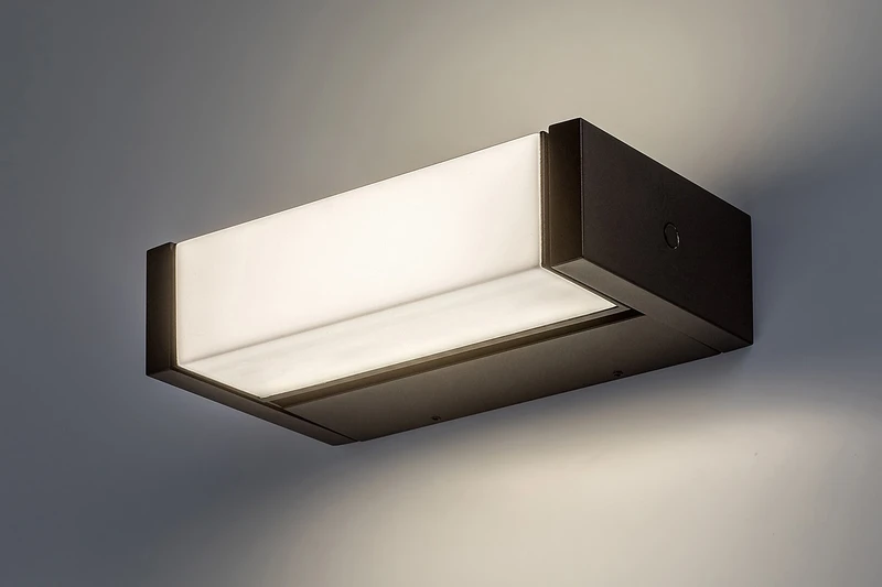 Cubbington – LED външен аплик в черно с бял дифузер, 230×130мм, 18W, 4000K, IP54