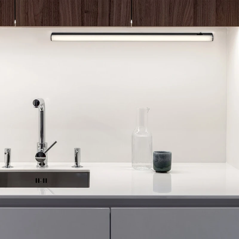 Greg – LED осветление за кухня в черно/бяло, 590мм, 9W, 4000K