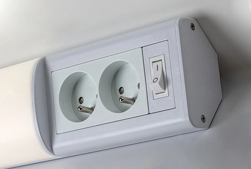Bath 2E – LED осветление за кухня в бяло, 500мм, 10W, 4000K