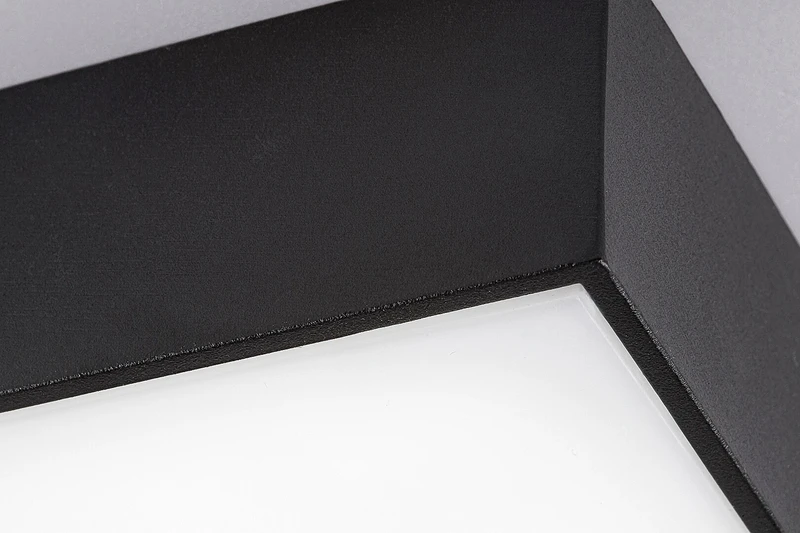 Tartu – LED плафон за тераса в черен мат, 175×175мм, 18W, 2800-6000K, IP44